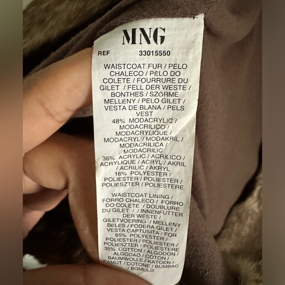 Vintage Mango Faux Fur Vest - Picture 5 of 9